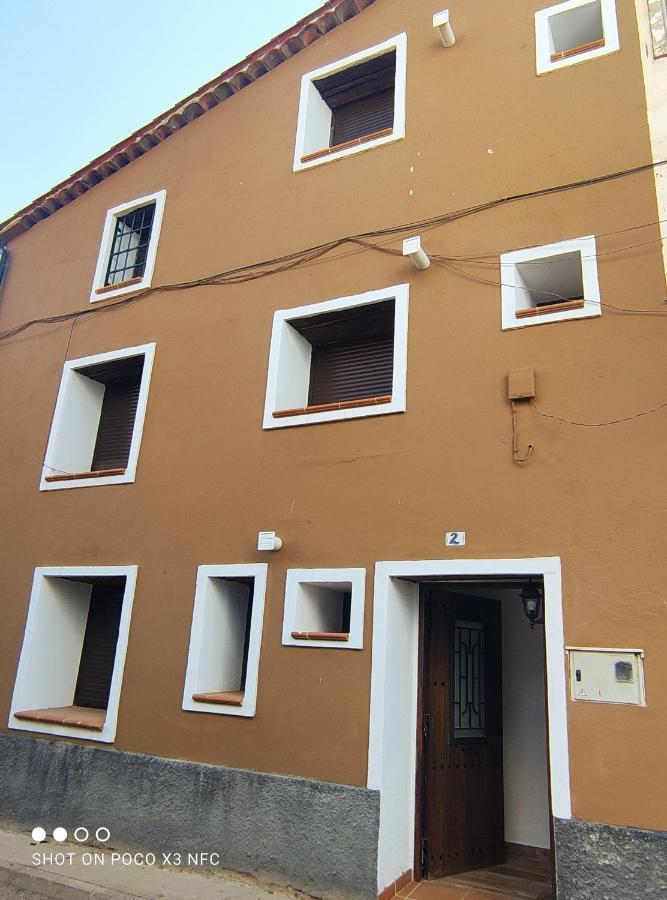 Apartamentos Patas Y Patetas Tragacete Extérieur photo